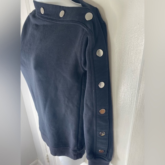 10 Crosby Derek Lam Black Asymmetrical Sweatshirt with Silver Snaps - Picture 4 of 8